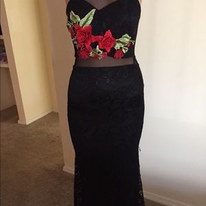 Rose black mesh formal dress